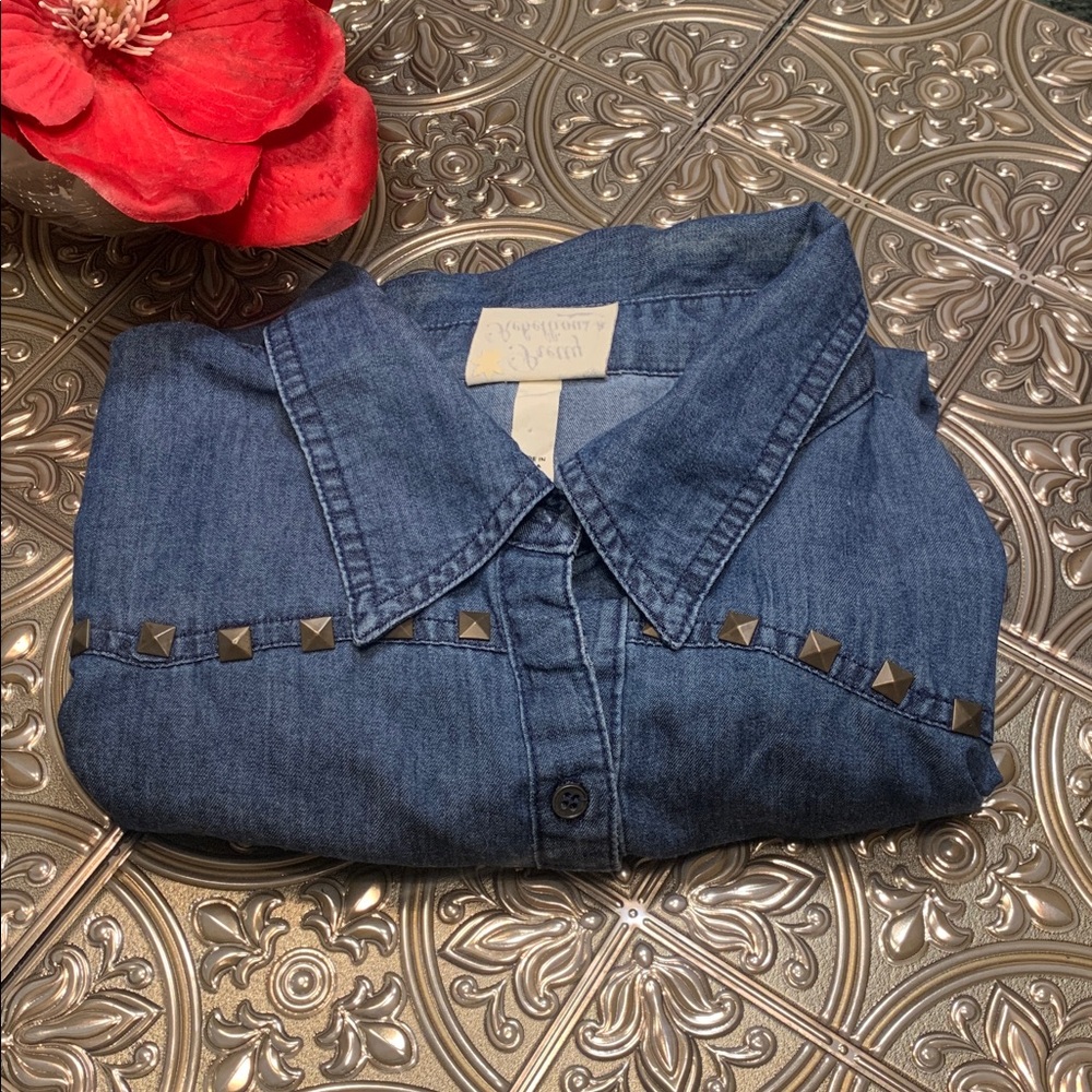 🌹VINTAGE Pretty Rebellious • DENIM Studded Blue Button Down Shirt
